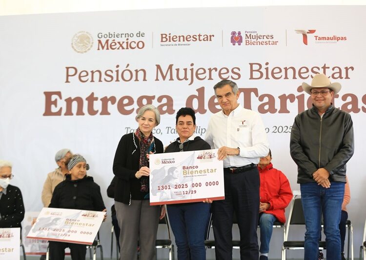 009-2025.-Entrega-Americo-Villarreal-tarjetas-del-programa-Mujeres-Pension-Bienestar-10-750x533