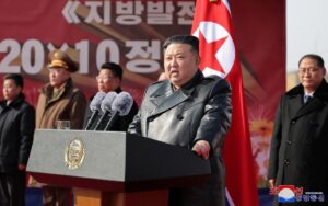 Kim-Jong-un-acusa-EU-incrementar-riesgo-guerra-mundial-llama-sacar-musculo-nuclear-08022025