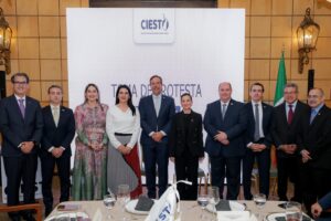 11-mar-Z-3-Monica-Villarreal-Refrenda-su-Compromiso-con-el-Sector-Empresarial