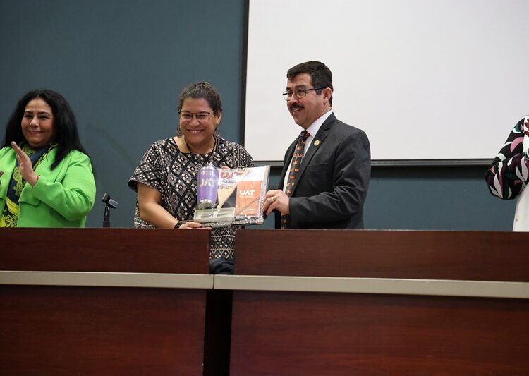 La-ministra-Lenia-Batres-dicta-conferencia-en-la-UAT-1-750x533