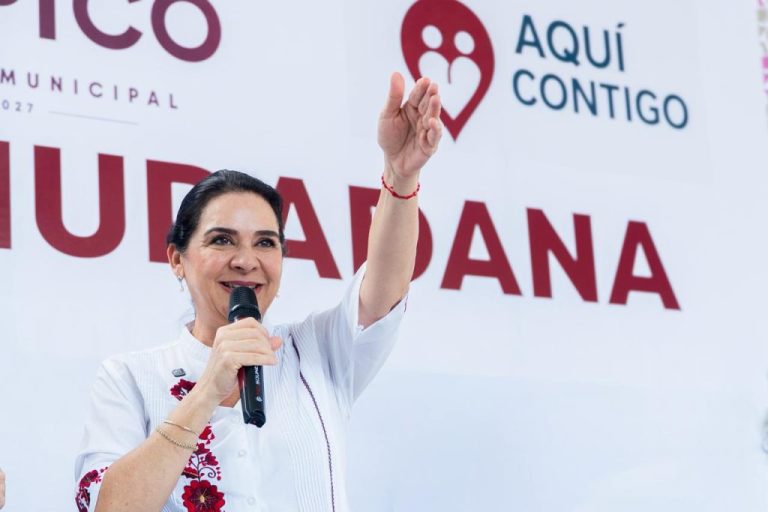 2-MONICA-USA-ESTA-FOTO-Y-RECORTALA-QUE-SE-VEA-GRANDE-EN-LLAMADA-DE-ARIBA-1024x683