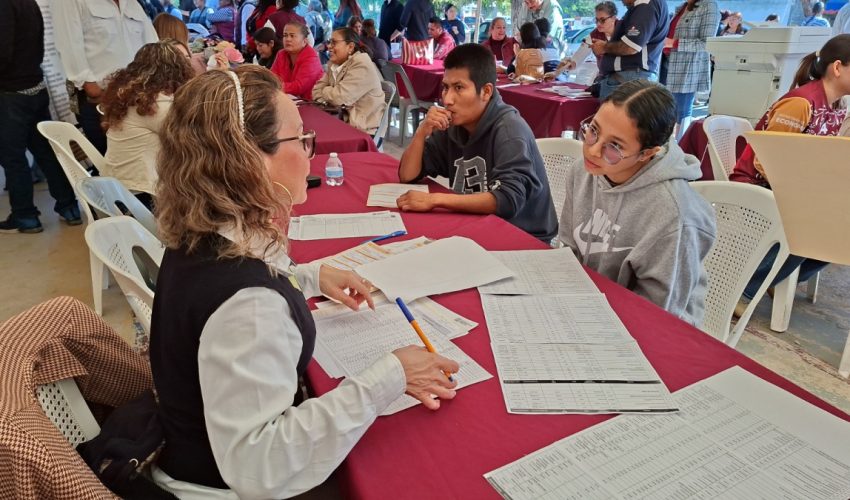 STR-011-2026.-Acerca-STPS-Tamaulipas-servicios-de-empleo-a-colonias-de-Altamira-1-850x500