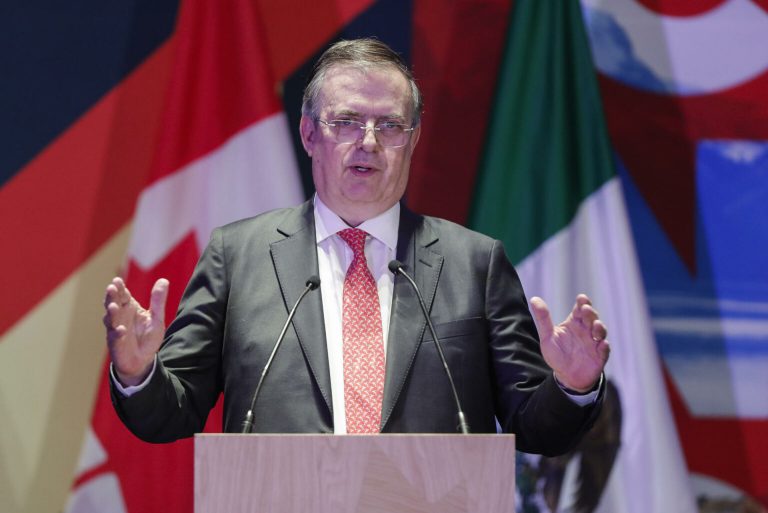 México y Canadá alistan plan de acción para inversión y comercio, al margen del T-MEC