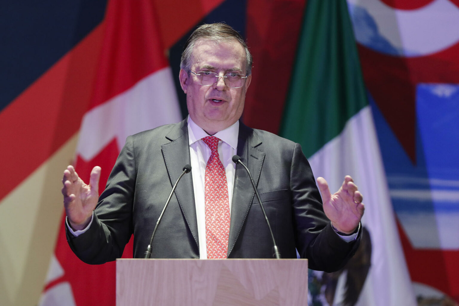 México y Canadá alistan plan de acción para inversión y comercio, al margen del T-MEC