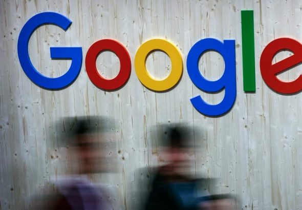 Fotografía de archivo en donde se ve el logo de Google. EFE/HANNIBAL HANSCHKE